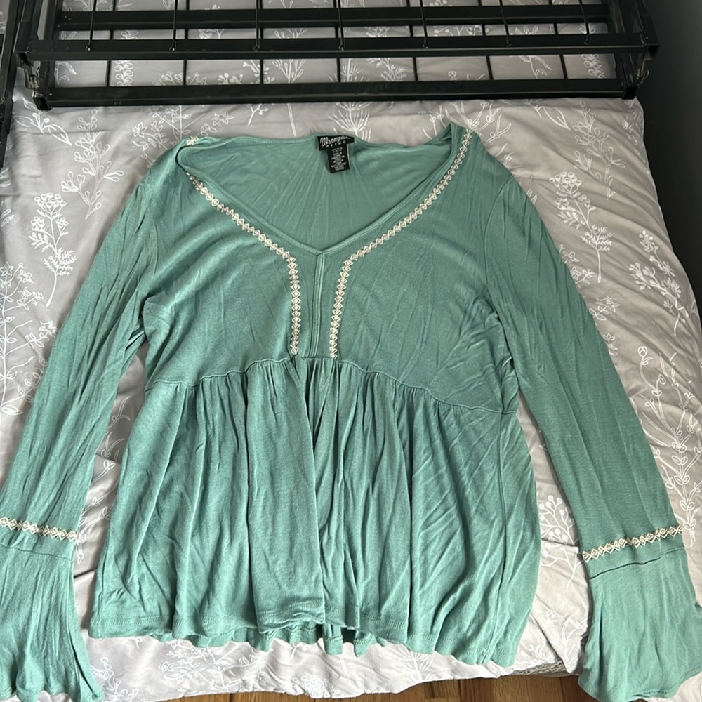 Women’s Shirt